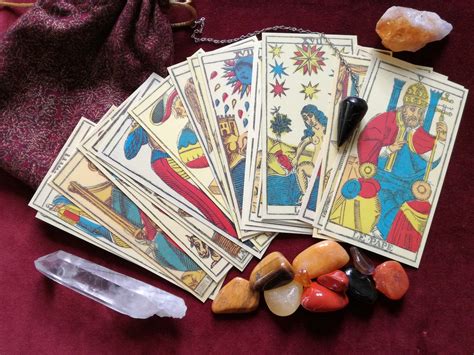 tarot gratis en linea|Tirada de cartas del Tarot